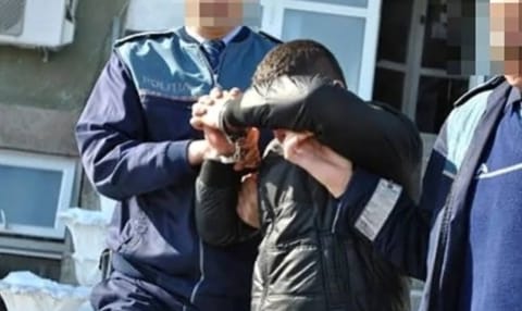 Cetățean vietnamez depistat cu documentele altei persoane la Curtici