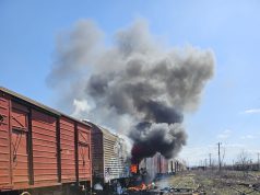 Vagon in flacari -Gara Velenta